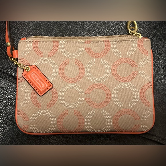 Coach Ashley Dot OP ART Beige and Coral Patterned Clutch - Picture 1 of 8